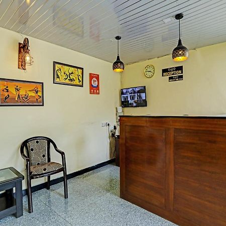 Hotel Woods View Мусори Екстериор снимка